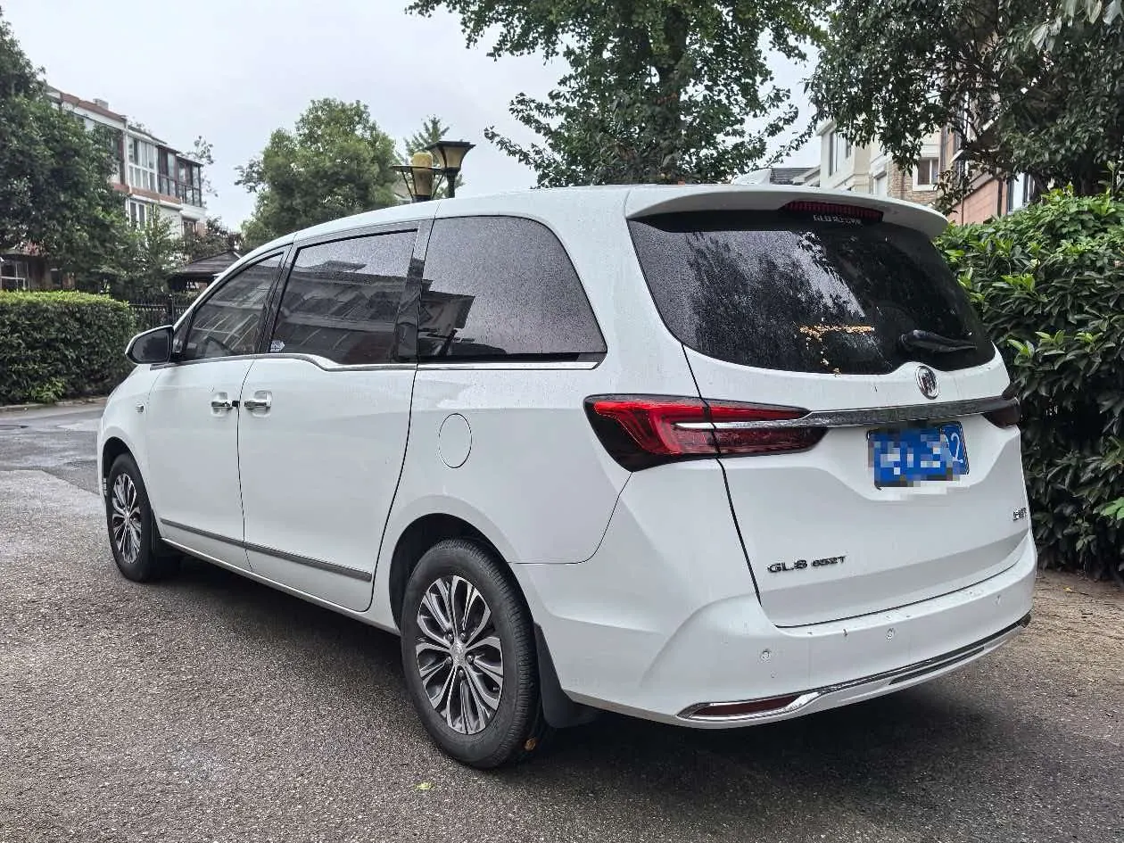 Buick 2021 GL8 Land Business Class 2.0T 652T Luxury Automatic Gear 7