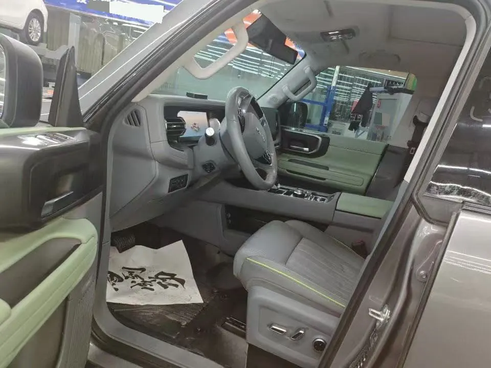 Beijing 2024 BJ40 2.0T City Hunter Edition Extreme Automatic Gear 4
