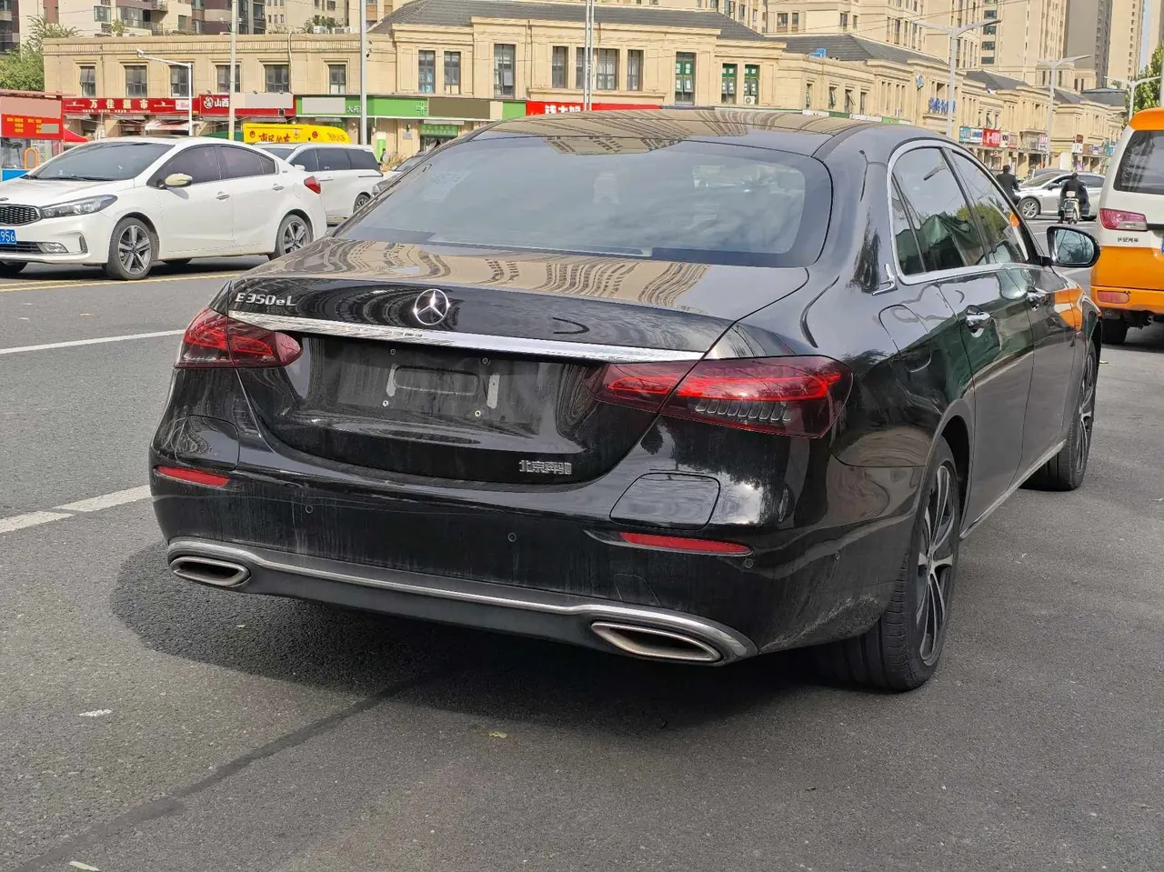 Mercedes Benz Class E New Energy 2021 E 350 e L 2.0T Automatic Gear 4