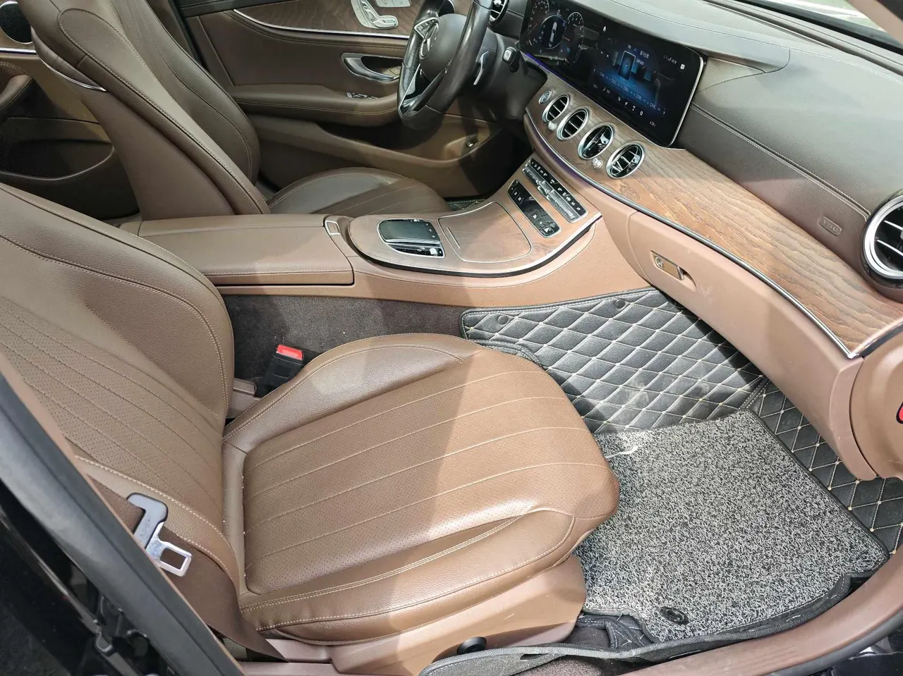Mercedes Benz Class E New Energy 2021 E 350 e L 2.0T Automatic Gear 9
