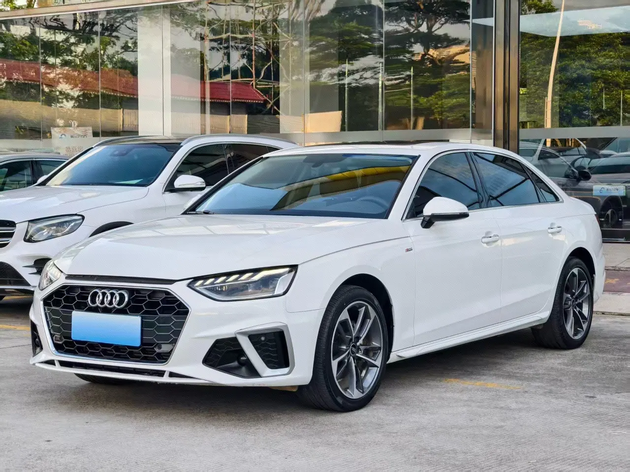Open image lightbox: Audi 2024 A4L 2.0TFSI 45TFSI Quattro Selected Dynamic Automatic