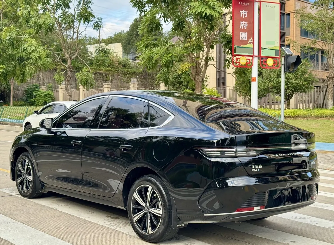 BYD 2022 destroyer 05 DM-i 1.5 stepless 120KM noble automatic gear 7
