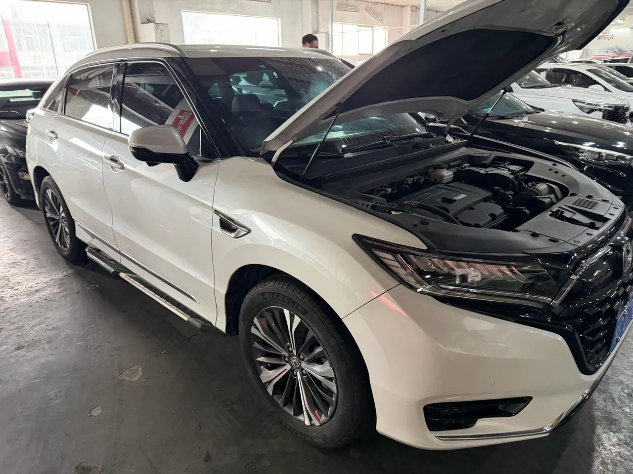 Honda 2020 UR-V 2.0T 370TURBO 4-wheel drive exclusive automatic gear 5