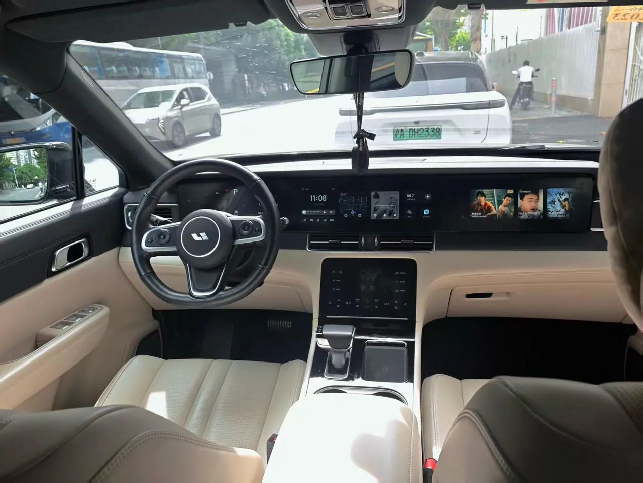 Li 2020 ONE 1.2T extended range 7-seat automatic gear 5
