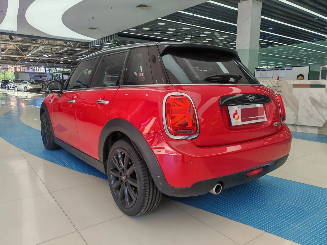 MINI Mini 5-Door (Imported) 2021 Mini Cooper 1.5T Artist Automatic Gear 8