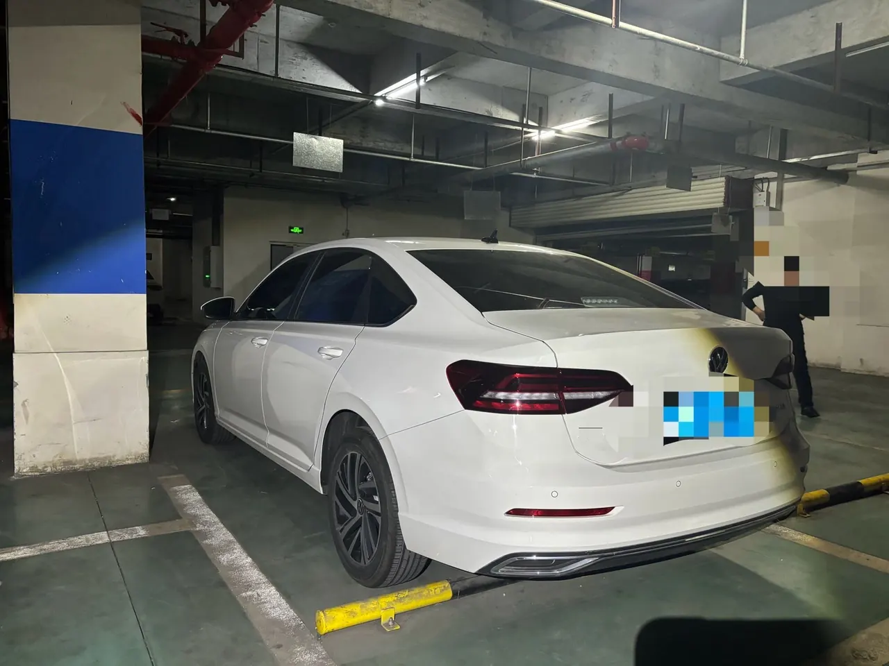Volkswagen 2021 Lavida 1.5 Comfort Edition Automatic Gear 3