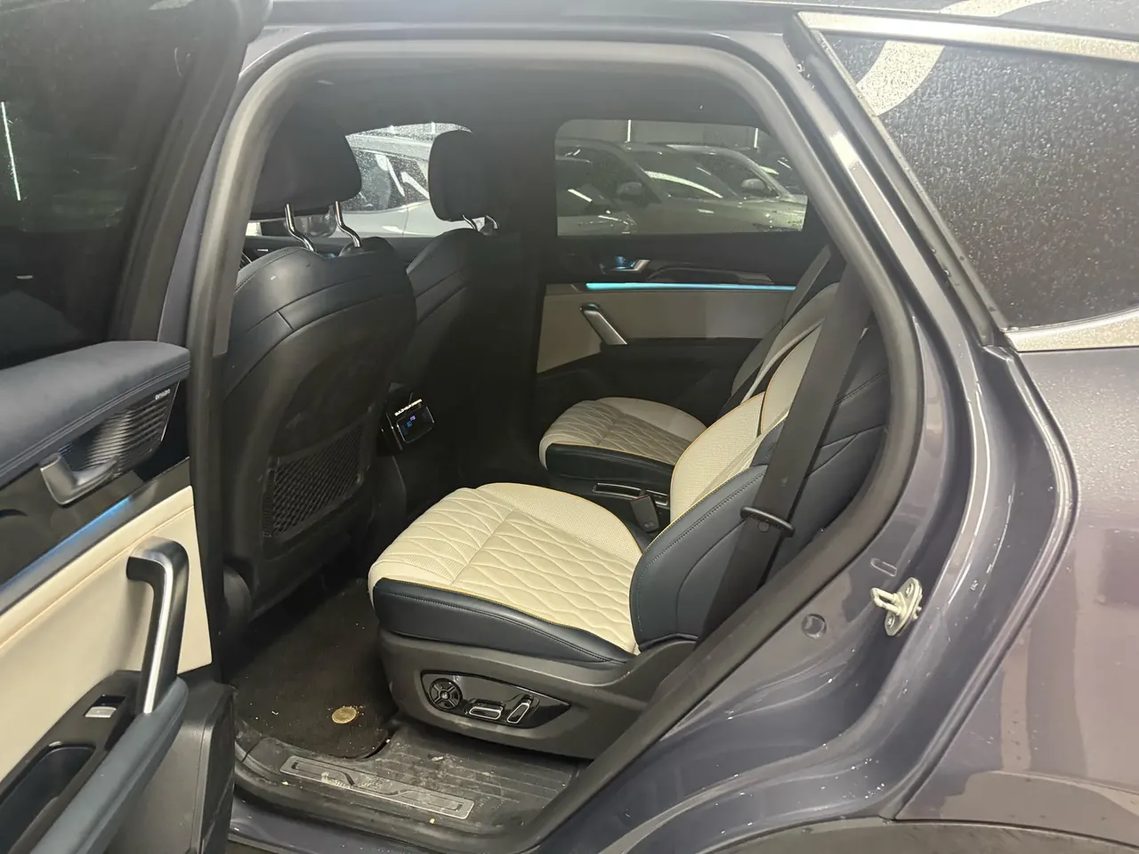 BYD Tang New Energy 2022 Tang EV 635km Four-wheel Drive Flagship Automatic Gear 5