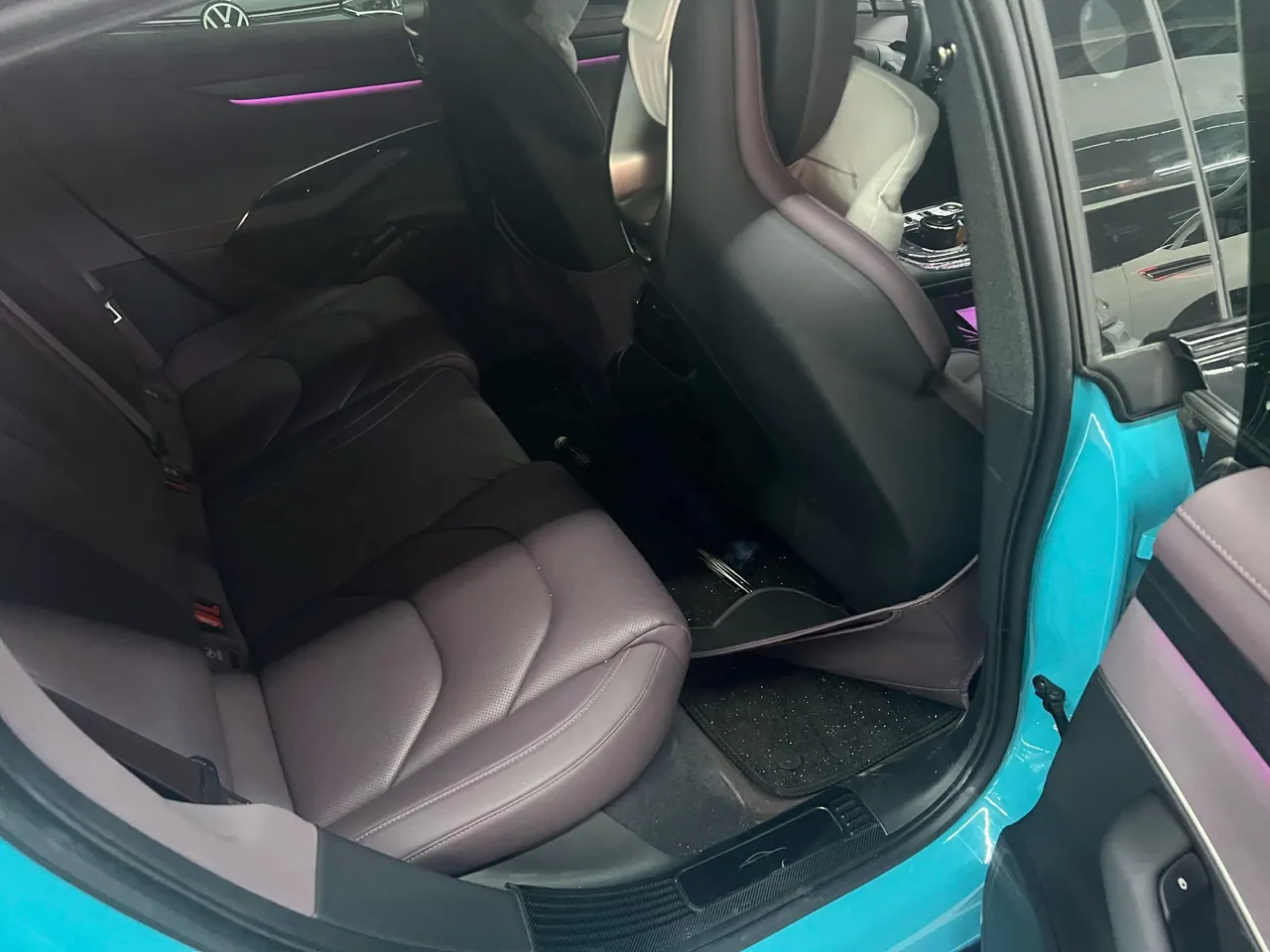 MI 2024 SU 7 700km Rear Drive Long Endurance Smart Driving Edition Automatic Gear 6
