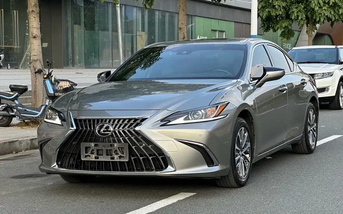 Open image lightbox: Lexus ES (Imported) 2021 ES200 2.0 Stepless Premium Edition Automatic Gear