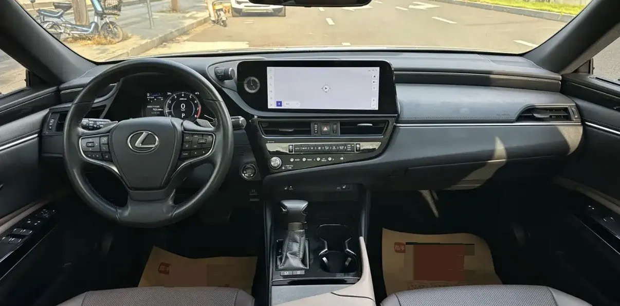 Lexus ES (Imported) 2021 ES200 2.0 Stepless Premium Edition Automatic Gear 6