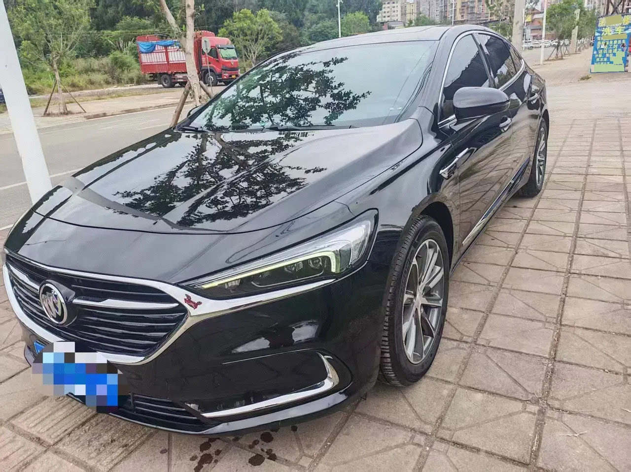 Buick 2020 LaCrosse 2.0T 652T Luxury Automatic - View 1