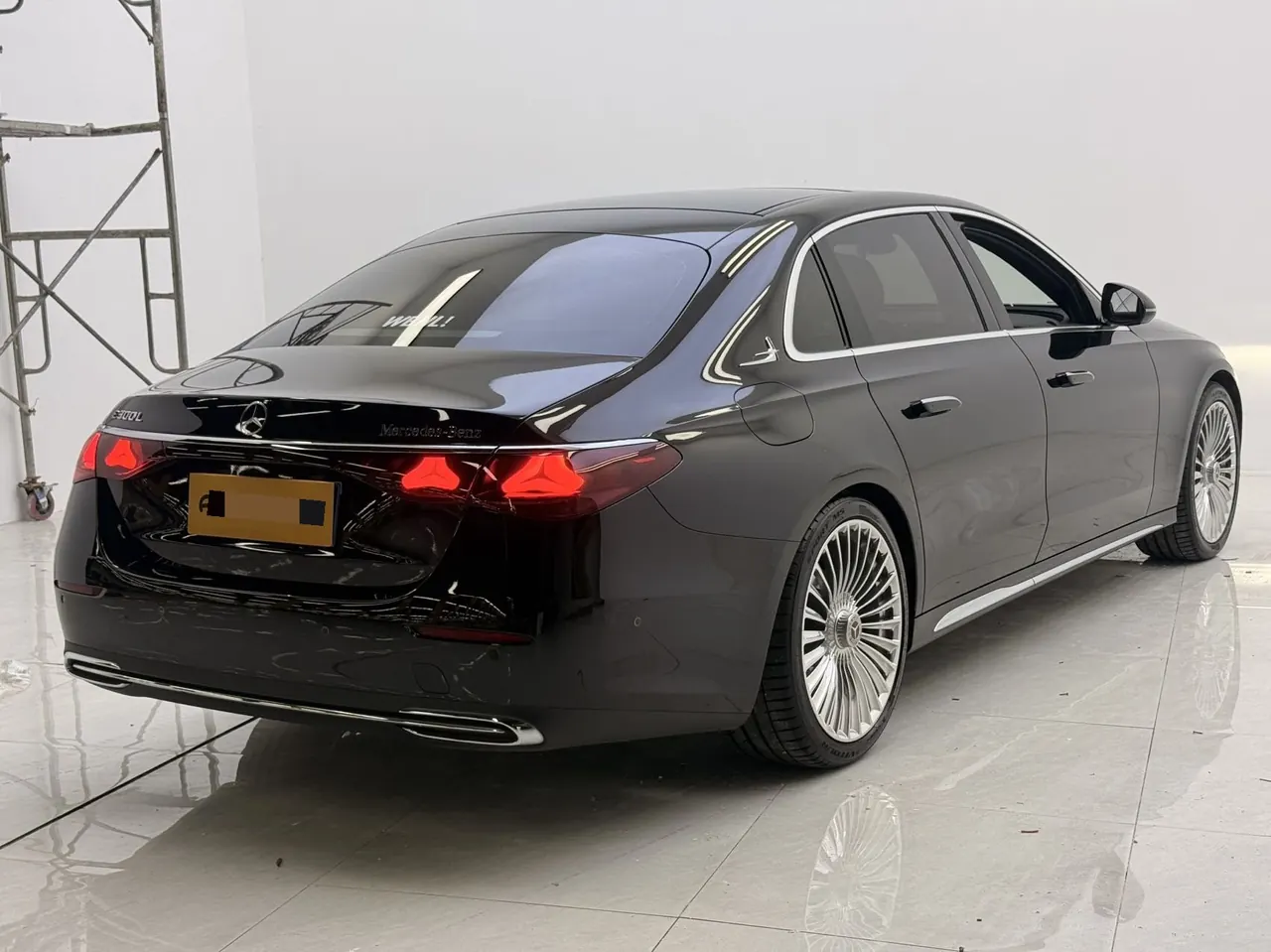 Mercedes Benz E Class 2024 E 260 L 48V 2.0T (modified) automatic gear 11