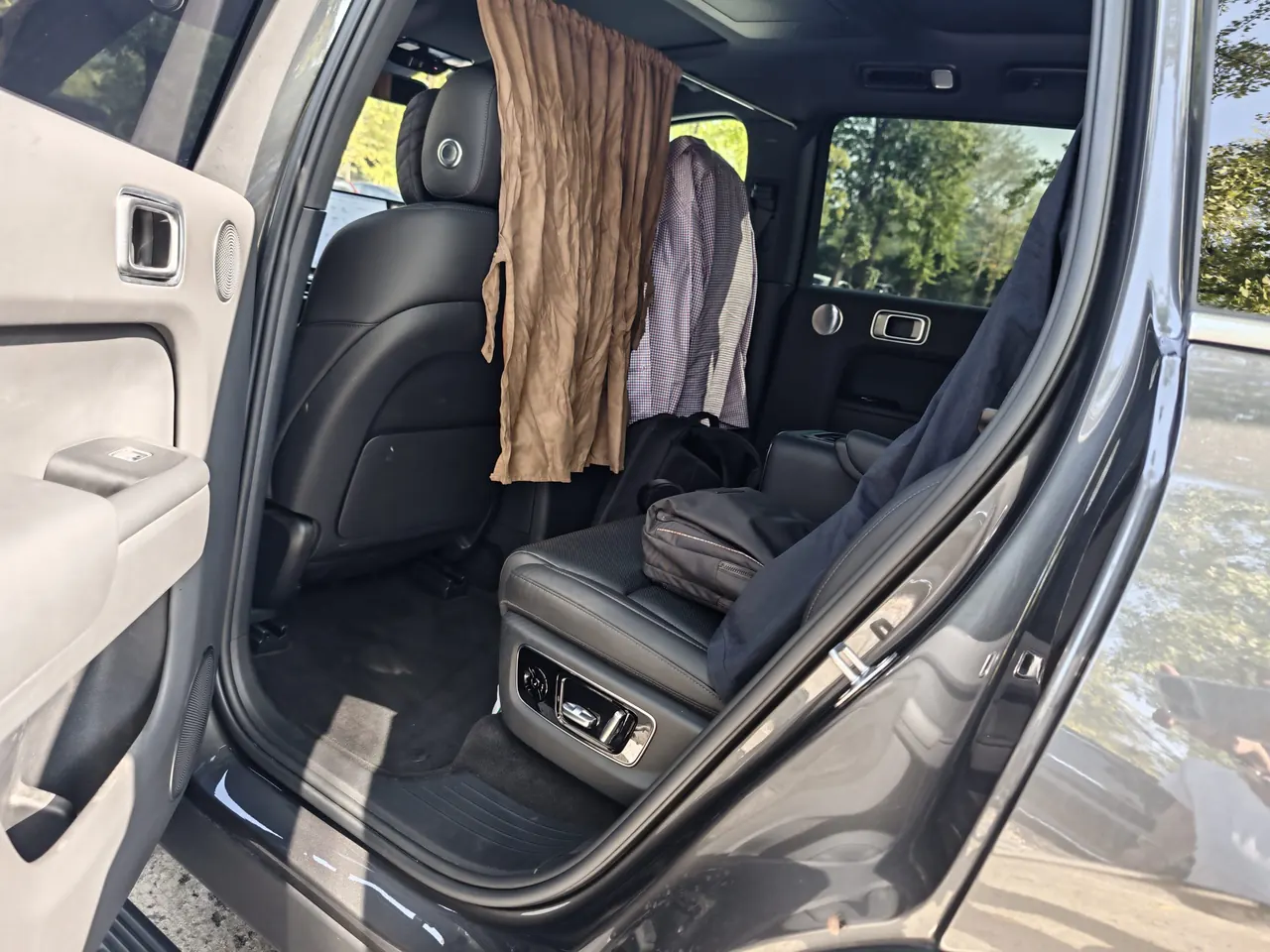 Li 2024 L9 Ultra automatic gear 3