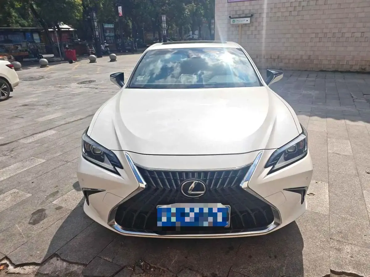 Lexus ES (Imported) 2021 ES200 2.0 Stepless Premium Edition Automatic Gear 2
