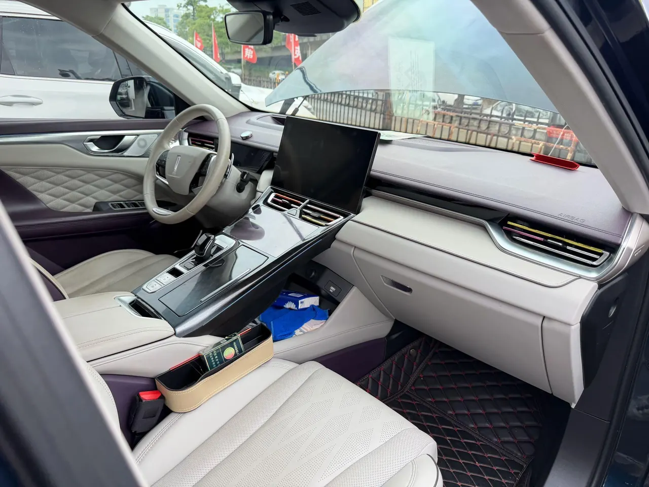 WEY 2021 mocha 48V 2.0T two-wheel drive extra-thick automatic gear 6