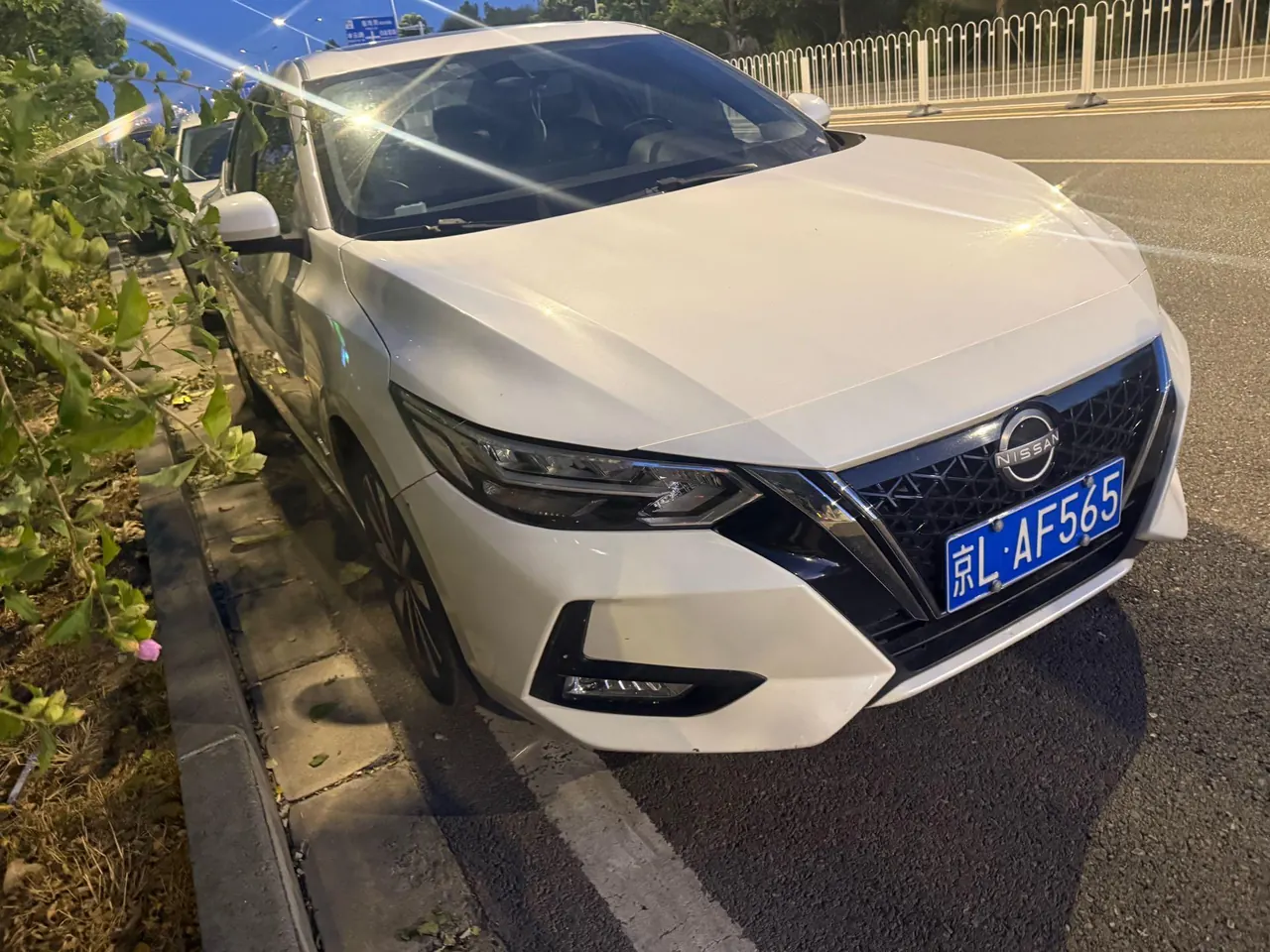 Nissan 2022 Sylphy e-POWER 1.2 Super Smart Driving MAX Automatic Transmission 2