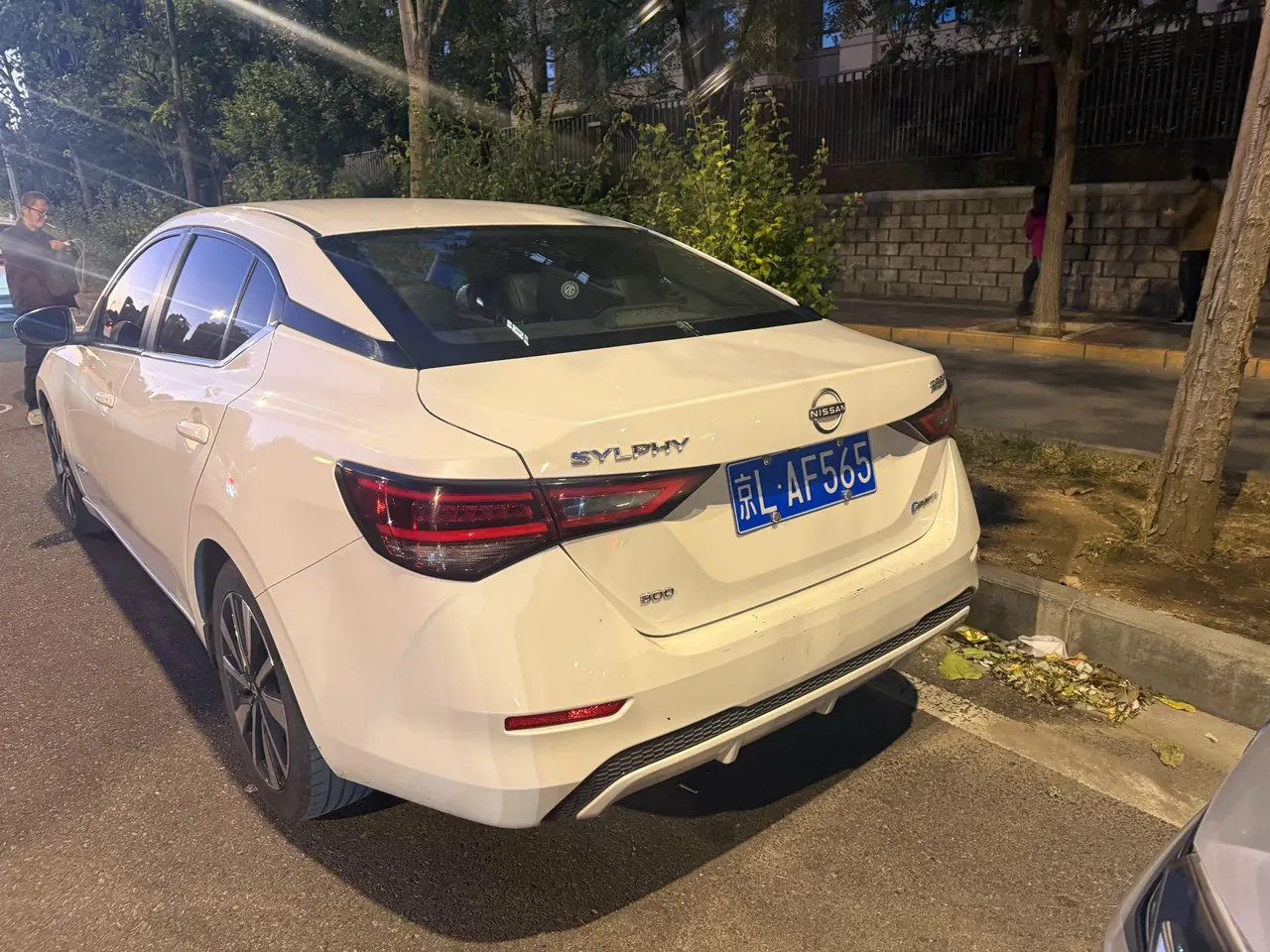Nissan 2022 Sylphy e-POWER 1.2 Super Smart Driving MAX Automatic Transmission 3