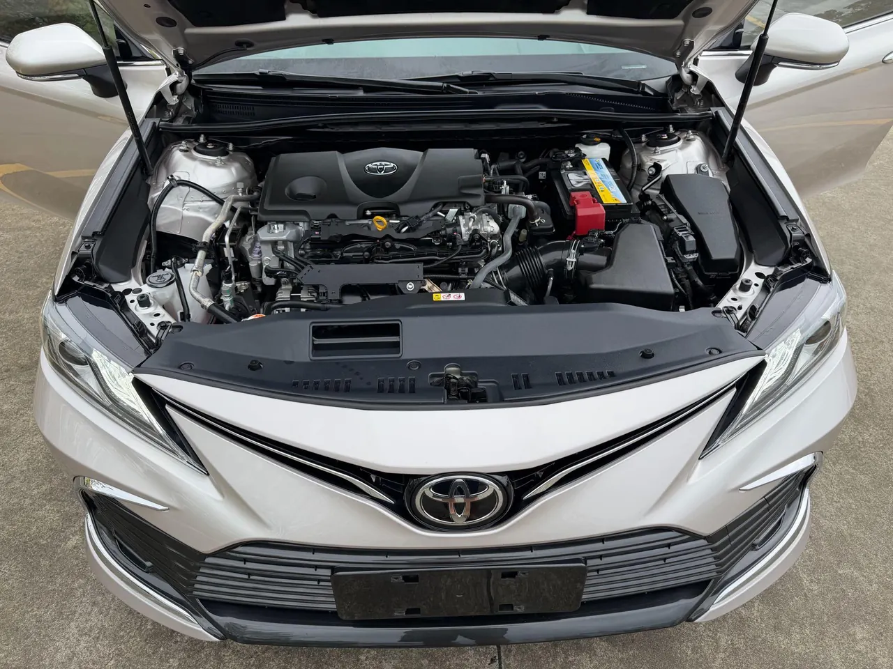 Toyota 2021 Camry 2.5G Deluxe Edition Automatic Gear 11