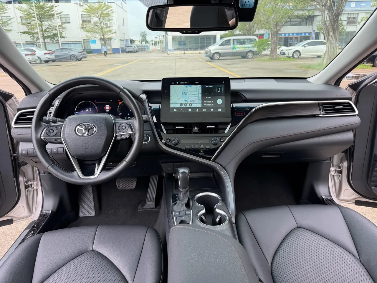 Toyota 2021 Camry 2.5G Deluxe Edition Automatic Gear 7