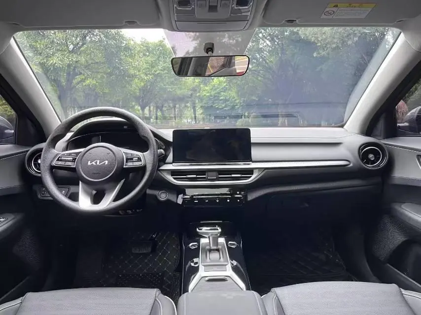 Kia 2024 K3 1.5 Stepless Comfort Premium Edition Automatic Gear 8
