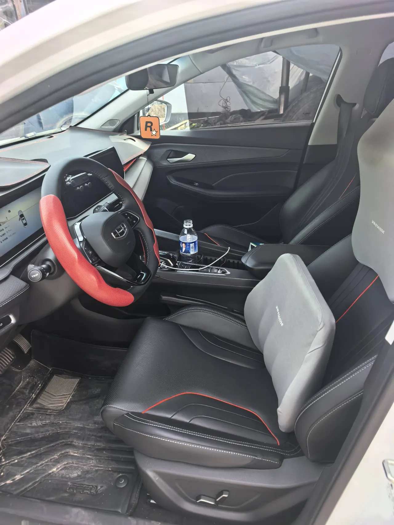Geely 2024 Plantronics COOL 1.5T COOL Longteng Edition Automatic Gear 4