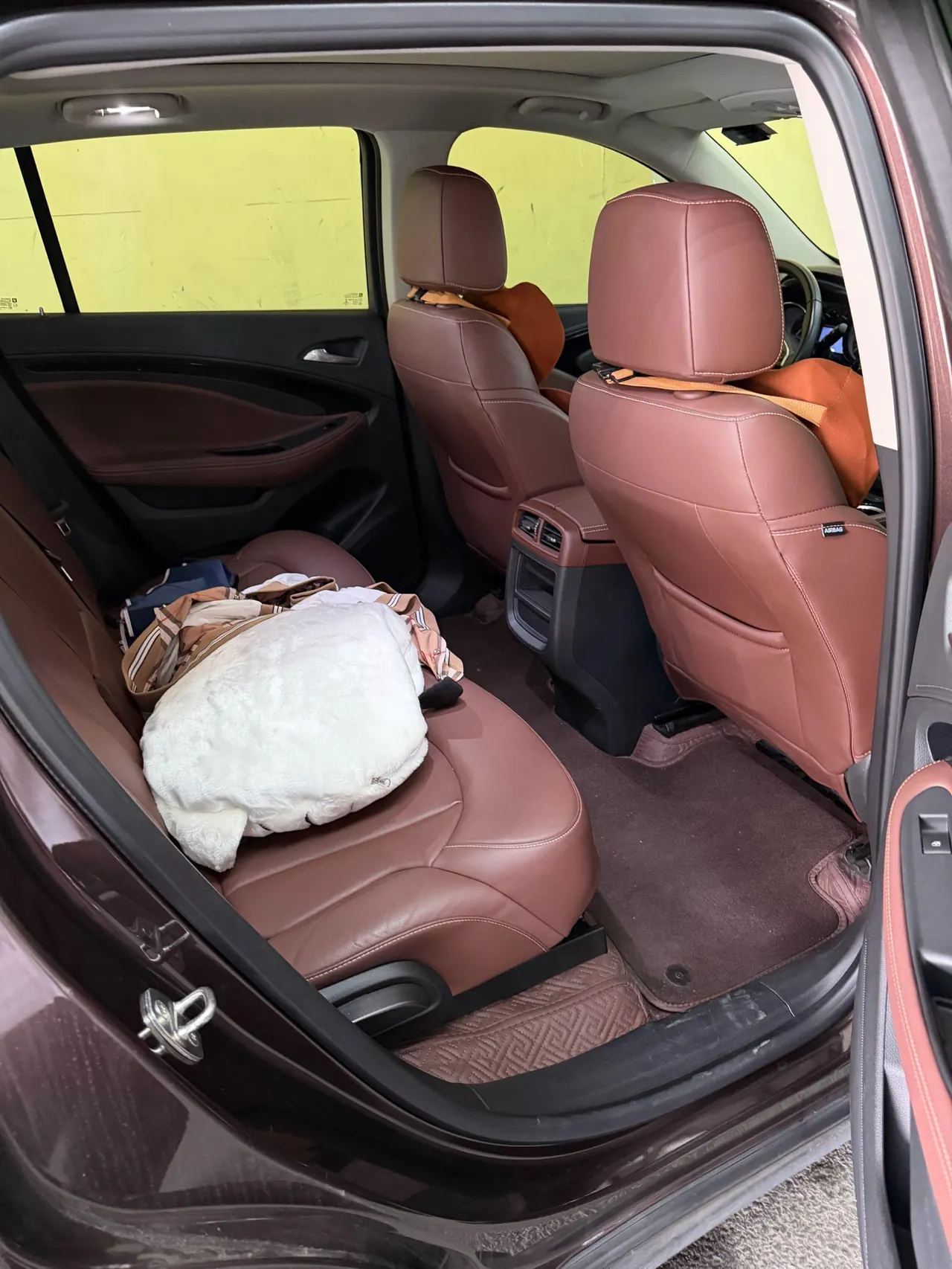 Buick 2020 Angkewei 2.0T 28T 4-wheel drive elite automatic gear 3