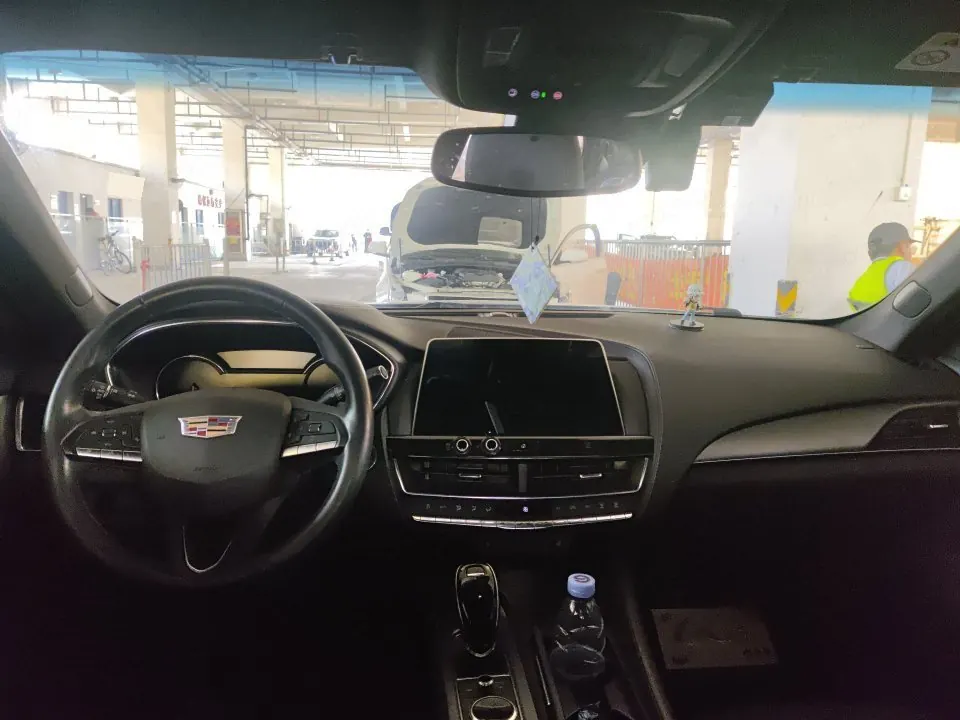 Cadillac 2021 CT5 2.0T 28T luxury automatic gear 3