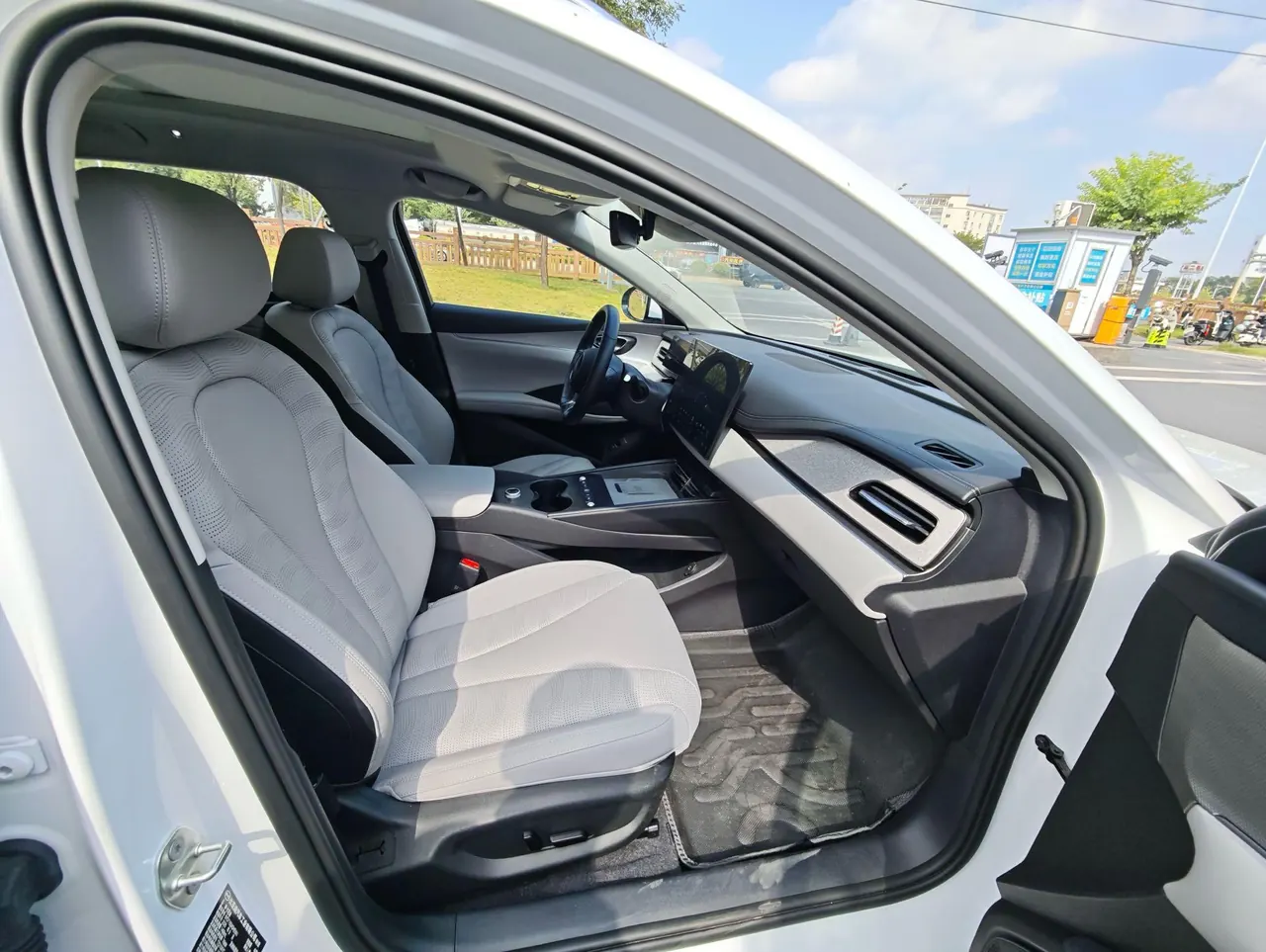 BYD 2025 seals 06 DM-i 1.5 stepless travel version 150KM flagship automatic gear 4