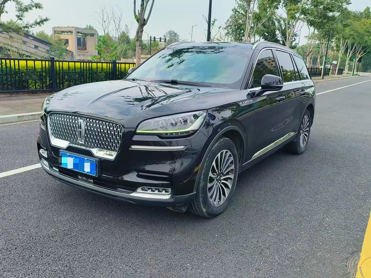 Lincoln 2020 Aviator 3.0T V6 Four-wheel Drive Elegant Edition Automatic Gear - View 1