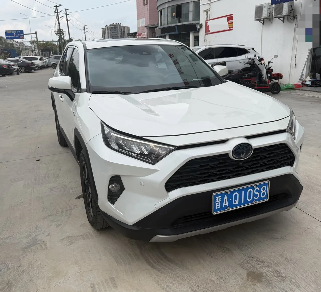 Toyota 2020 RAV4 Rongfang Double Engine 2.5 Stepless Four-wheel Drive Flagship Automatic Gear 2