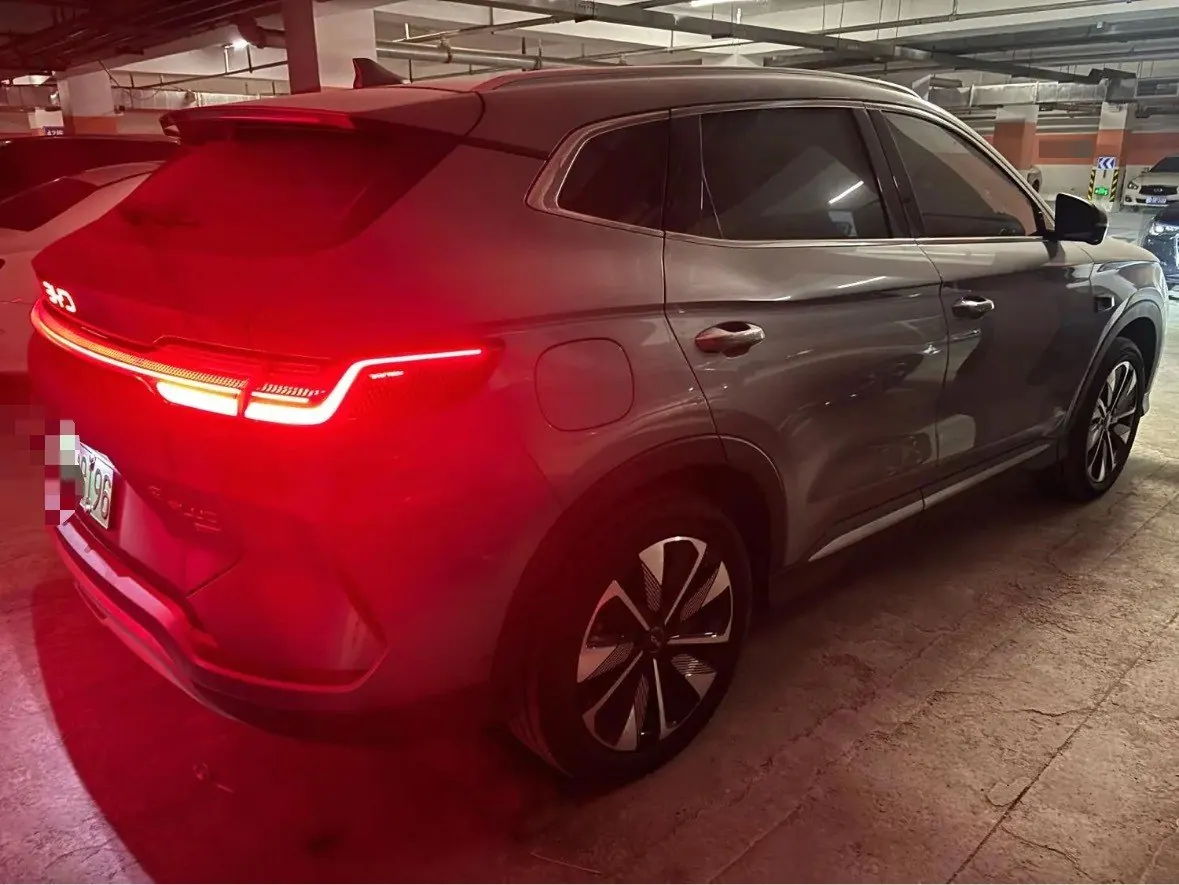 BYD Song PLUS New Energy 2025 Song PLUS DM-i 1.5 Stepless 112KM Honorable Automatic Gear 6