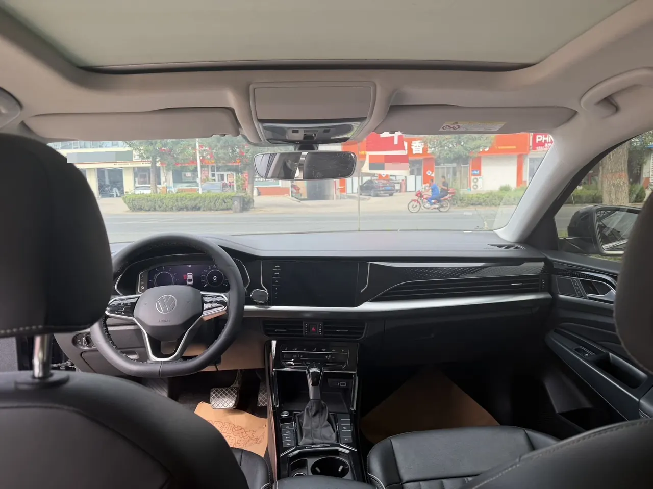 Volkswagen Passat New Energy 2022 Passat PHEV 1.4T 430 Deluxe Automatic Gear 9