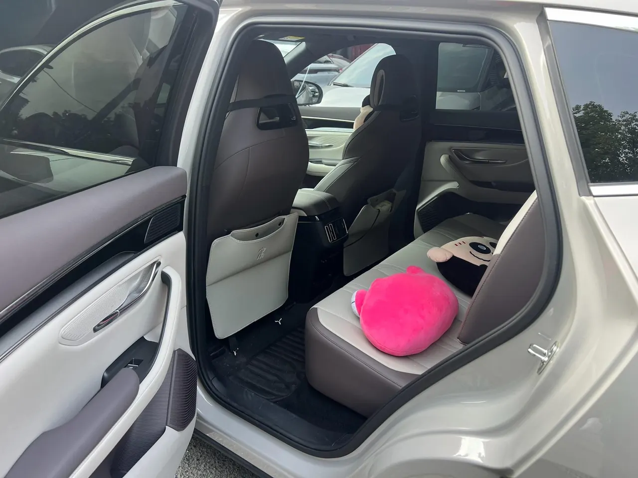 BYD Song PLUS New Energy 2025 Song PLUS DM-i 1.5 Stepless 112KM Honorable Automatic Gear 3