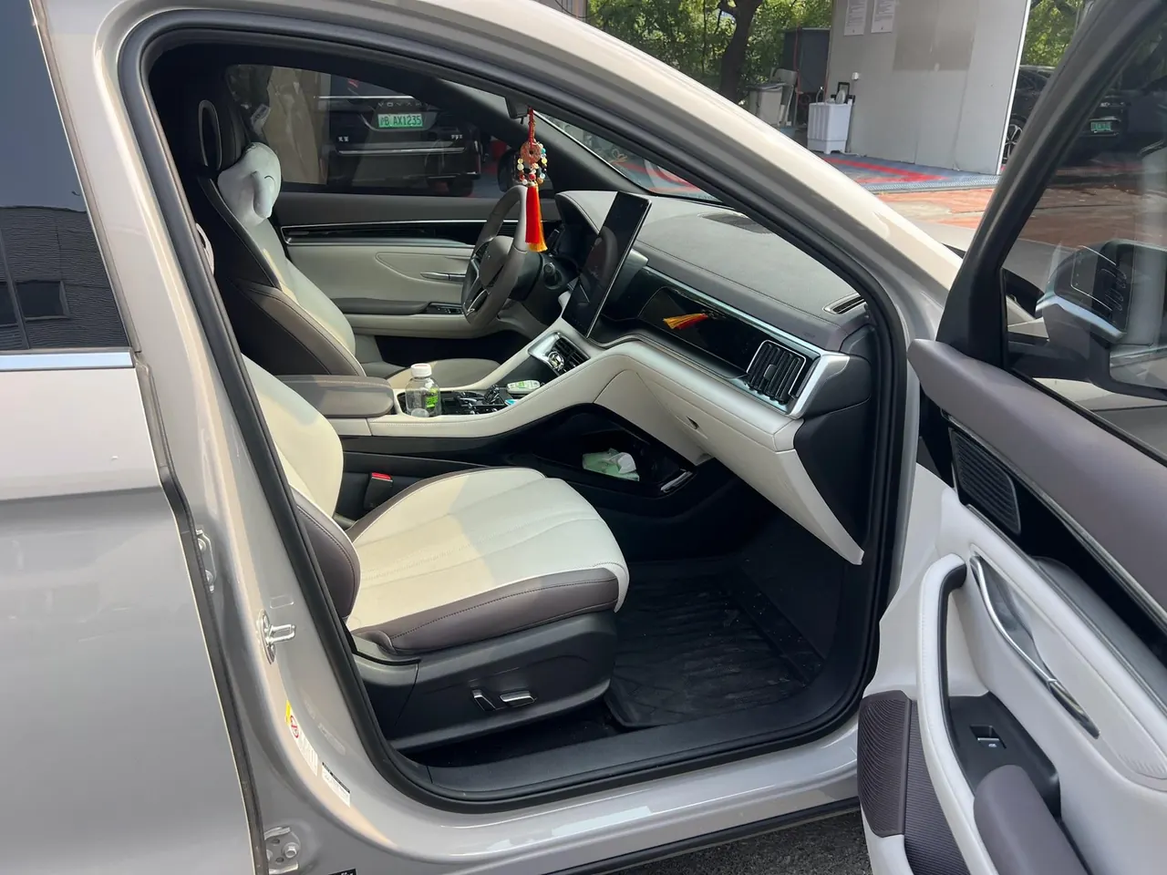 BYD Song PLUS New Energy 2025 Song PLUS DM-i 1.5 Stepless 112KM Honorable Automatic Gear 8