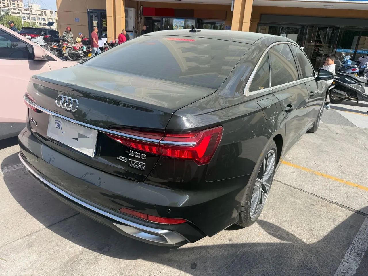Audi 2025 A6L 2.0TFSI 45TFSI Quattro Selected Dynamic Automatic 10