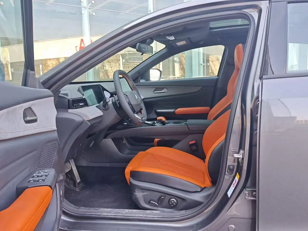 ChangAn 2025 UNI-V 2.0T Quick Automatic Gear 10