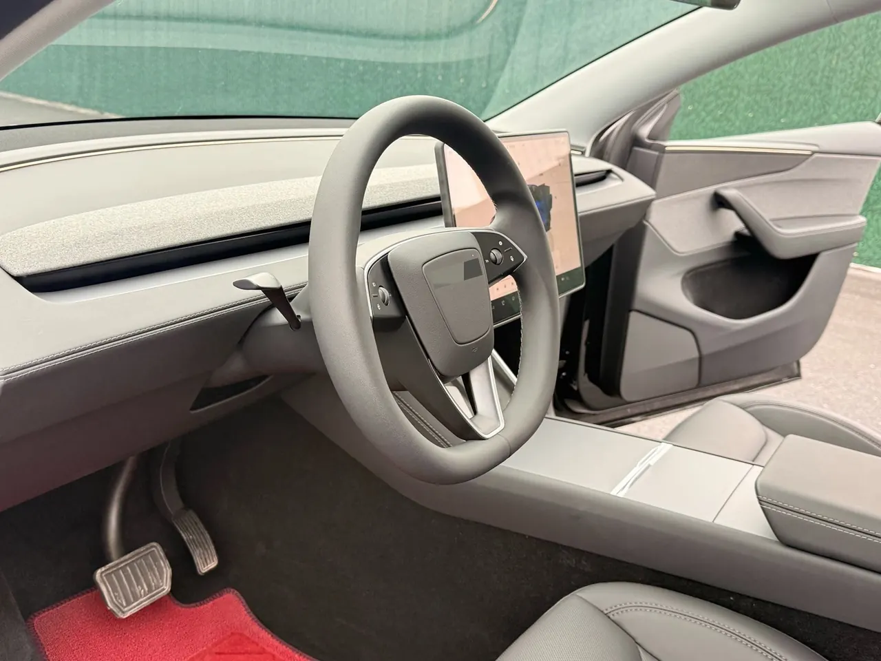 Tesla 2025 Model Y rear-wheel drive version automatic transmission 5