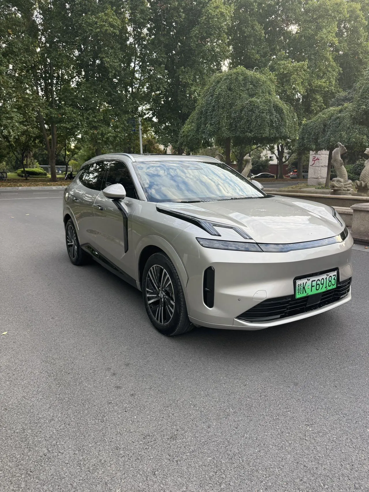 LYNK&amp;CO 2023 LYNK&amp;CO 08 EM-P 1.5T 245km long endurance Halo automatic gear 3