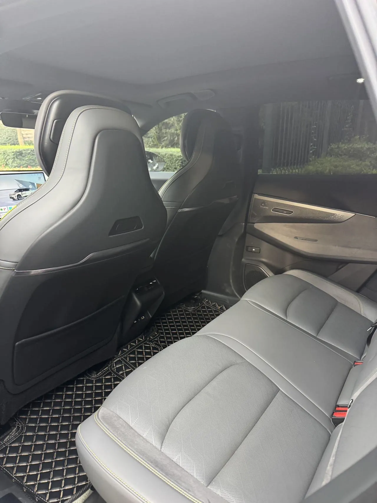 LYNK&amp;CO 2023 LYNK&amp;CO 08 EM-P 1.5T 245km long endurance Halo automatic gear 9