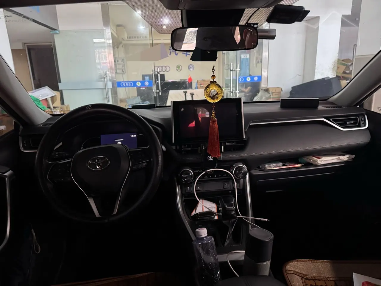 Toyota 2022 RAV4 Rongbo 2.0 Stepless Two-Drive Fashion Plus Edition Automatic Gear 3