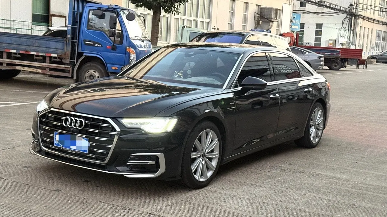 Open image lightbox: Audi 2023 A6L 2.0TFSI 45TFSI Selected Dynamic (Modified) Automatic Gear