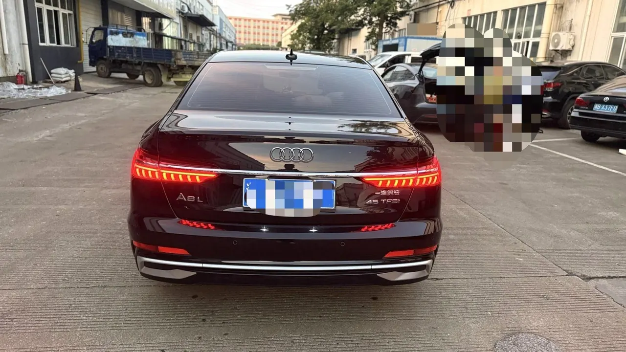 Audi 2023 A6L 2.0TFSI 45TFSI Selected Dynamic (Modified) Automatic Gear 11
