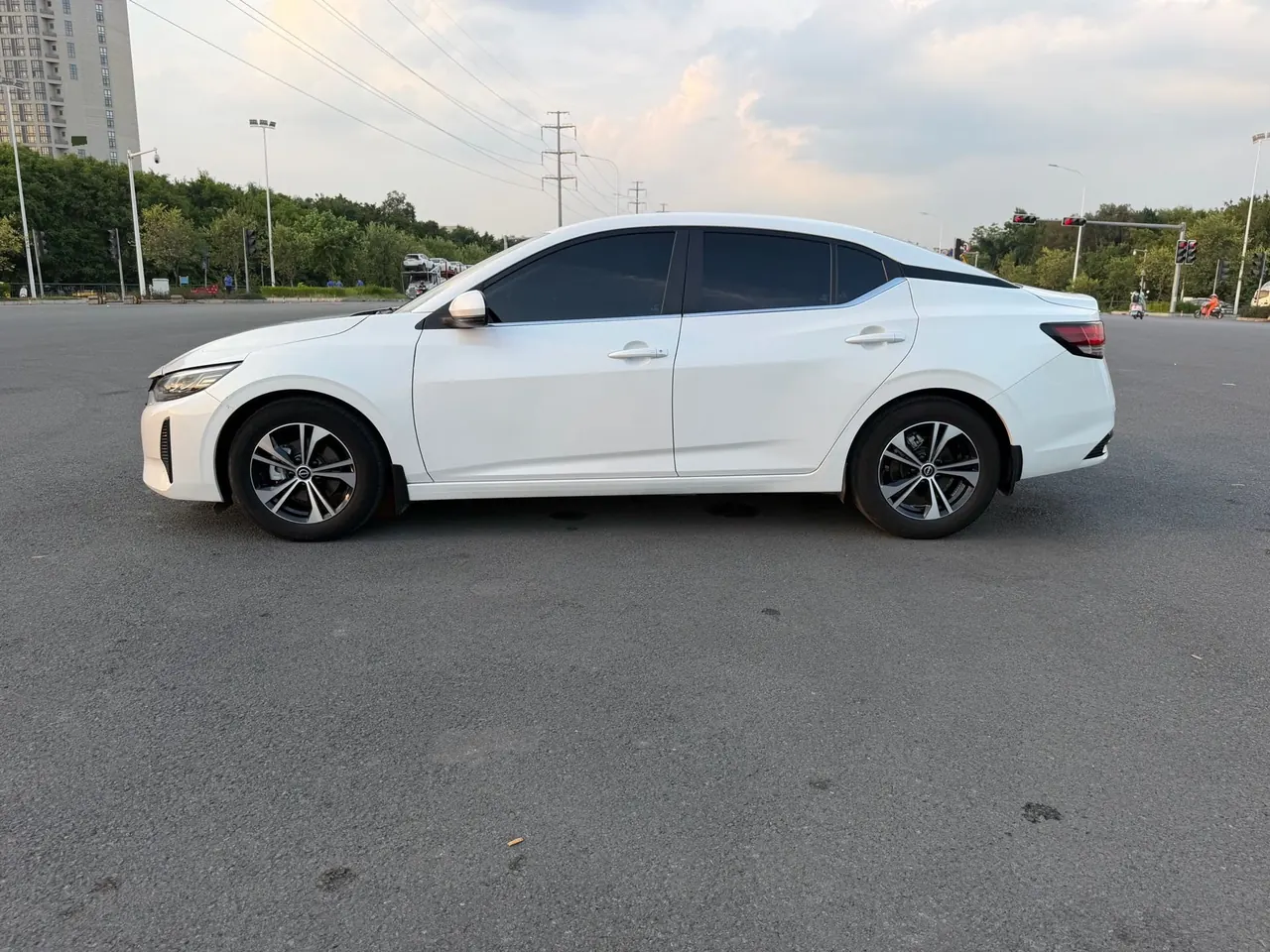 Nissan 2023 Sylphy 1.6 Stepless Pleasant Edition Automatic Gear 4