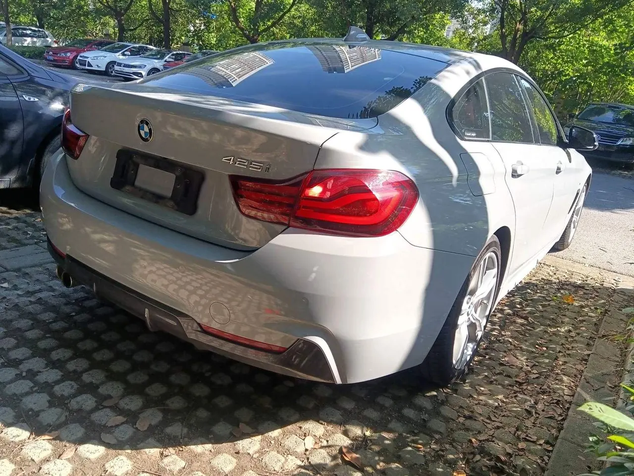 BMW 4 Series (Imported) 2020 425i Four-Door Coupe 2.0T M Sports Obsidian Night Edition Automatic Gear 6