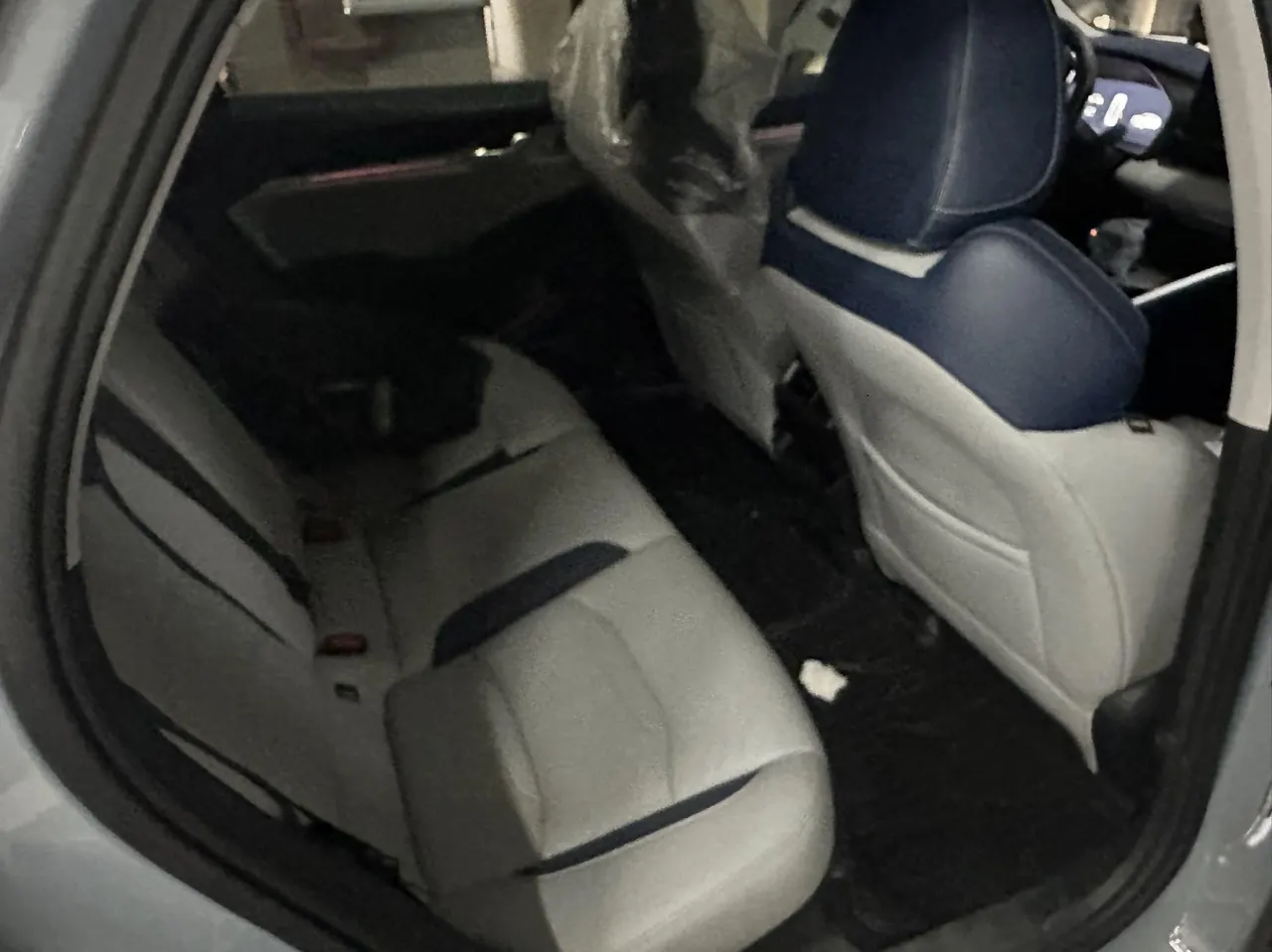 Geely 2023 Xingrui 2.0TD Honorable Automatic Transmission 3