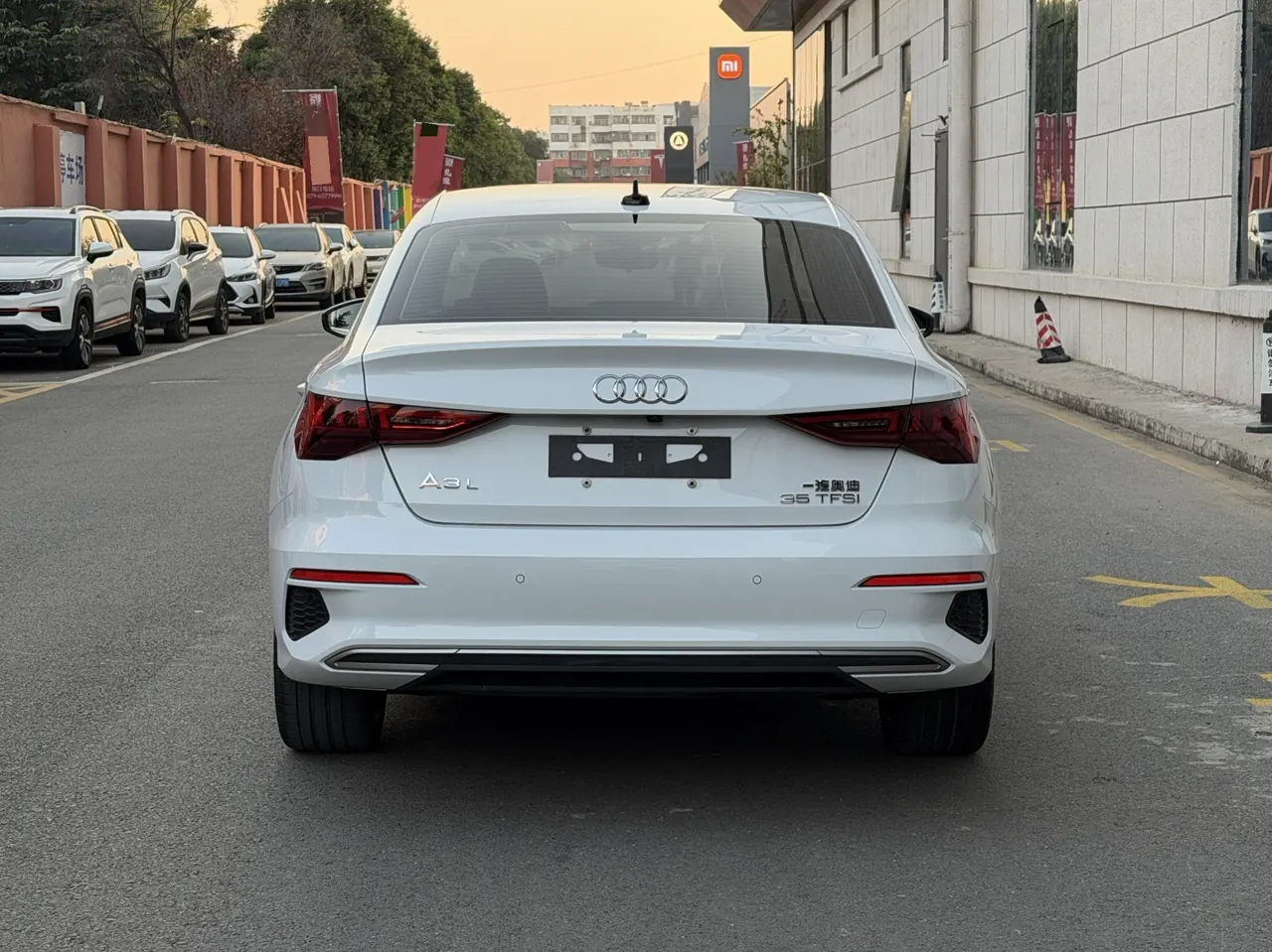 Audi 2022 A3L Limousine 1.4TFSI 35TFSI Deluxe Elegant Automatic 4