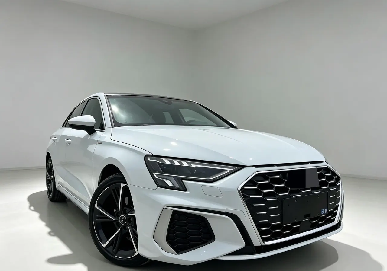 Audi 2023 A3 Sportback 1.4TFSI 35TFSI Fashion Sports Automatic 3