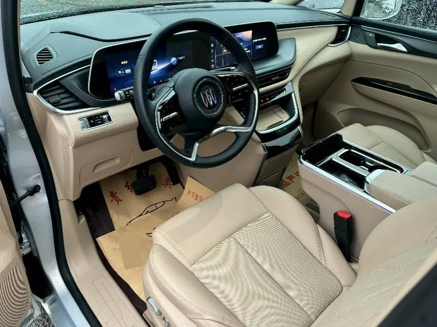Buick 2025 GL8 Lu Shang 1.5T First Edition 7-seat Automatic Gear 6