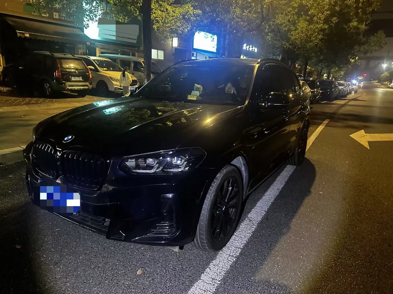 Open image lightbox: BMW 2023 X3 xDrive30i 2.0T exclusive M obsidian night set (modified) automatic gear