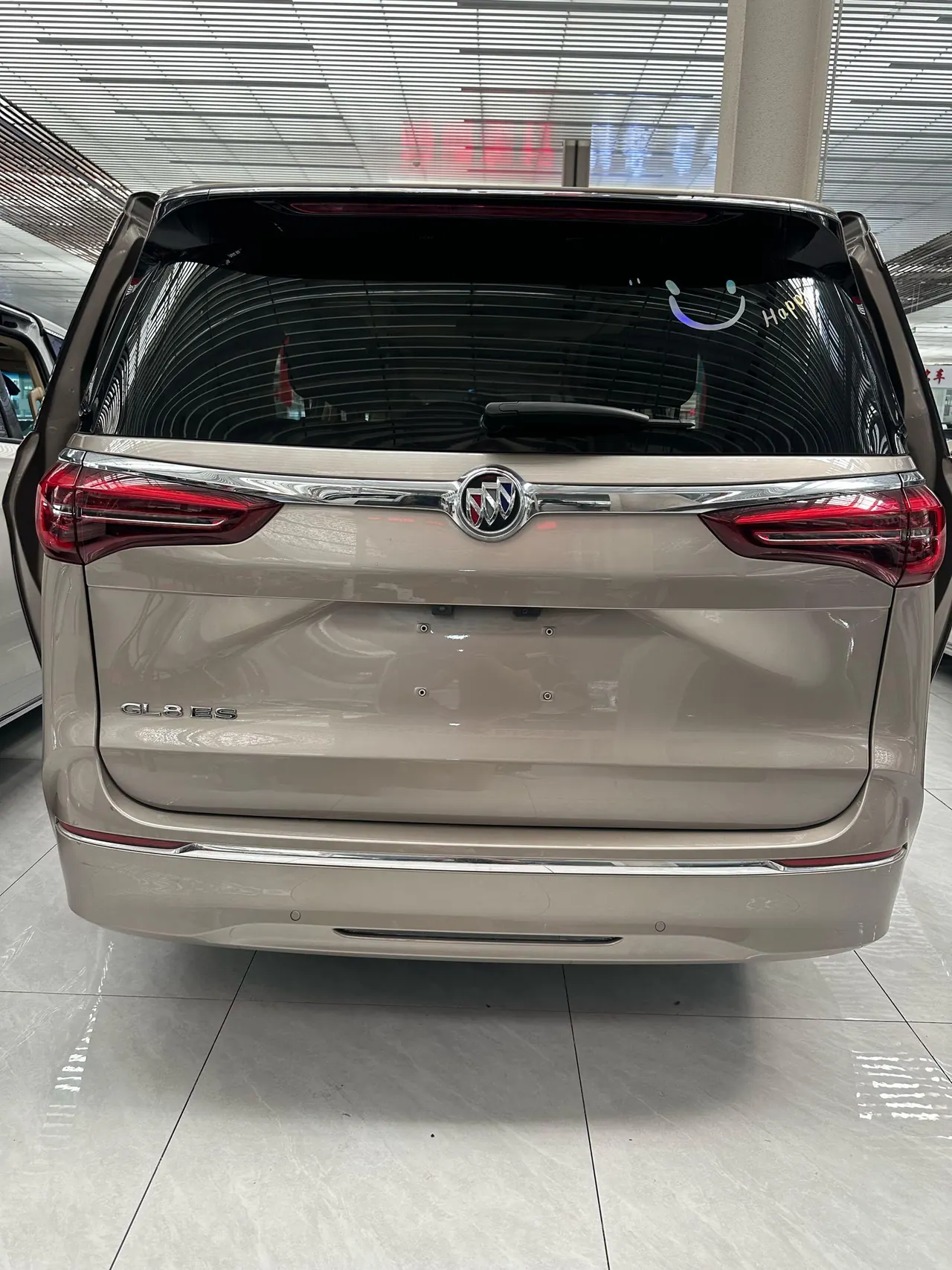 Buick 2023 GL8 ES Lu Zun 48V 2.0T 653T Luxury Automatic Gear 3